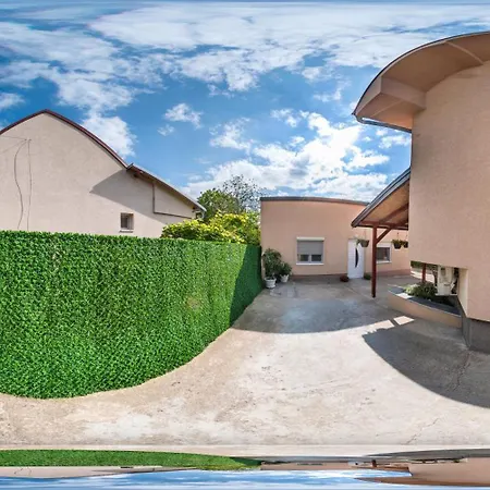 Mina 4 Apartment Vrdnik